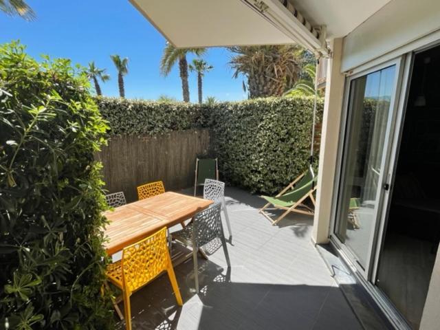 Rez De Jardin + Terrasse Piscine Et Acces Direct Plage Lejlighed Saint-Cyprien  Eksteriør billede